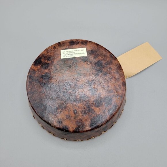 Balinesian Handcrafted Terra Cotta Decorative Bowl Rattan Rim Floral Etched - Picture 5 of 7